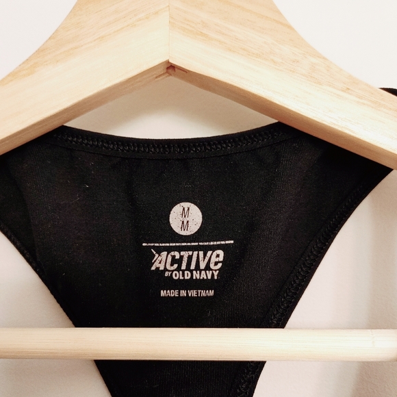 Old Navy Sports Bra - Picture 3 of 6